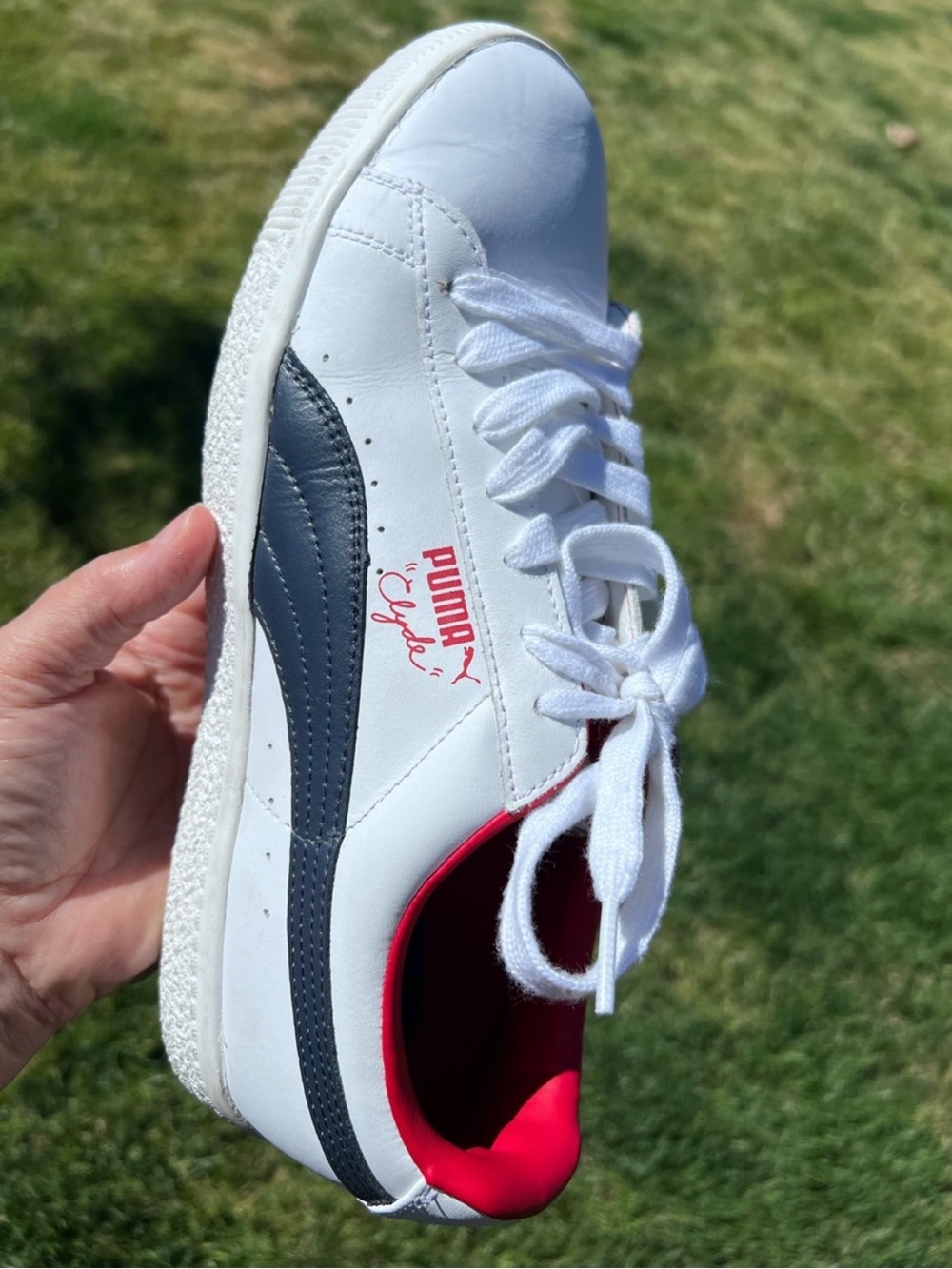 2012 Vintage Puma Clyde Leather FS White Navy
Red Retro - Men's 9